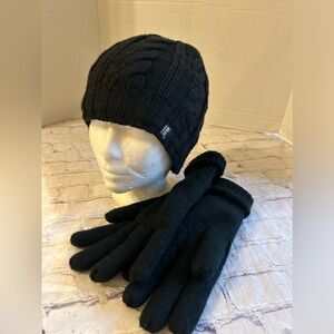 HEAT HOLDERS WOMENS BLACK CABLE KNIT YARN & PLUSH FUR LIKE LINING HAT& GLOVES